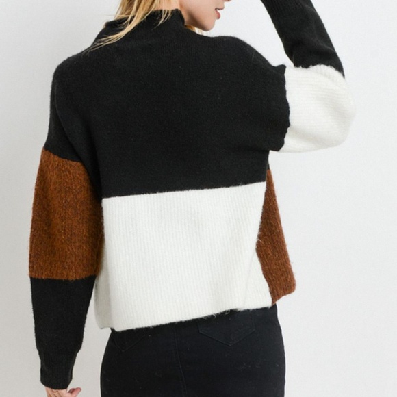 Colorblock Sweater - Picture 2 of 5